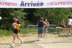 tab2003_00028