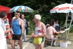 tab2003_00081