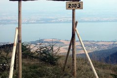 tab2003_00158