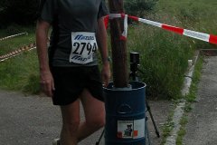 tab2005_00111