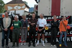 tab2005_00128
