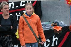 tab2005_00130