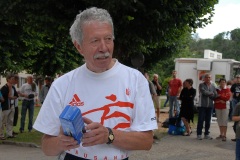 tab2009_00295