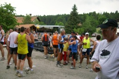 tab2010_00203