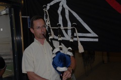 tab2010_00220
